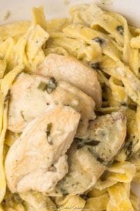 Crock Pot Chicken Breasts in Sour Cream Sauce