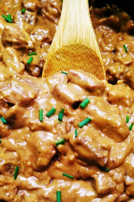 Easy beef tips in crock pot with rich mushroom gravy
